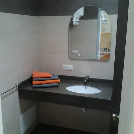 Rokka Apartment *